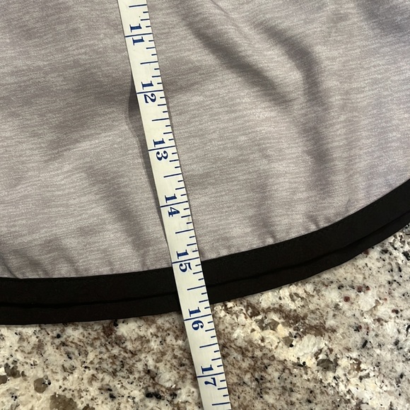 Like new Simply Southern beautiful skort with pockets - Picture 8 of 15